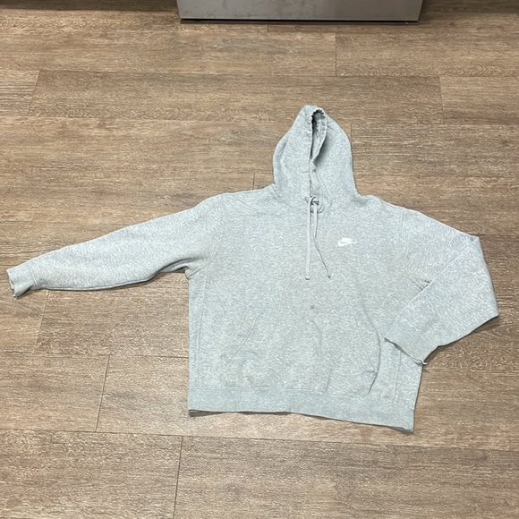 ⬇️⭐️ Nike Grey Medium Hoodie/Sweatshirt - Picture 2 of 9
